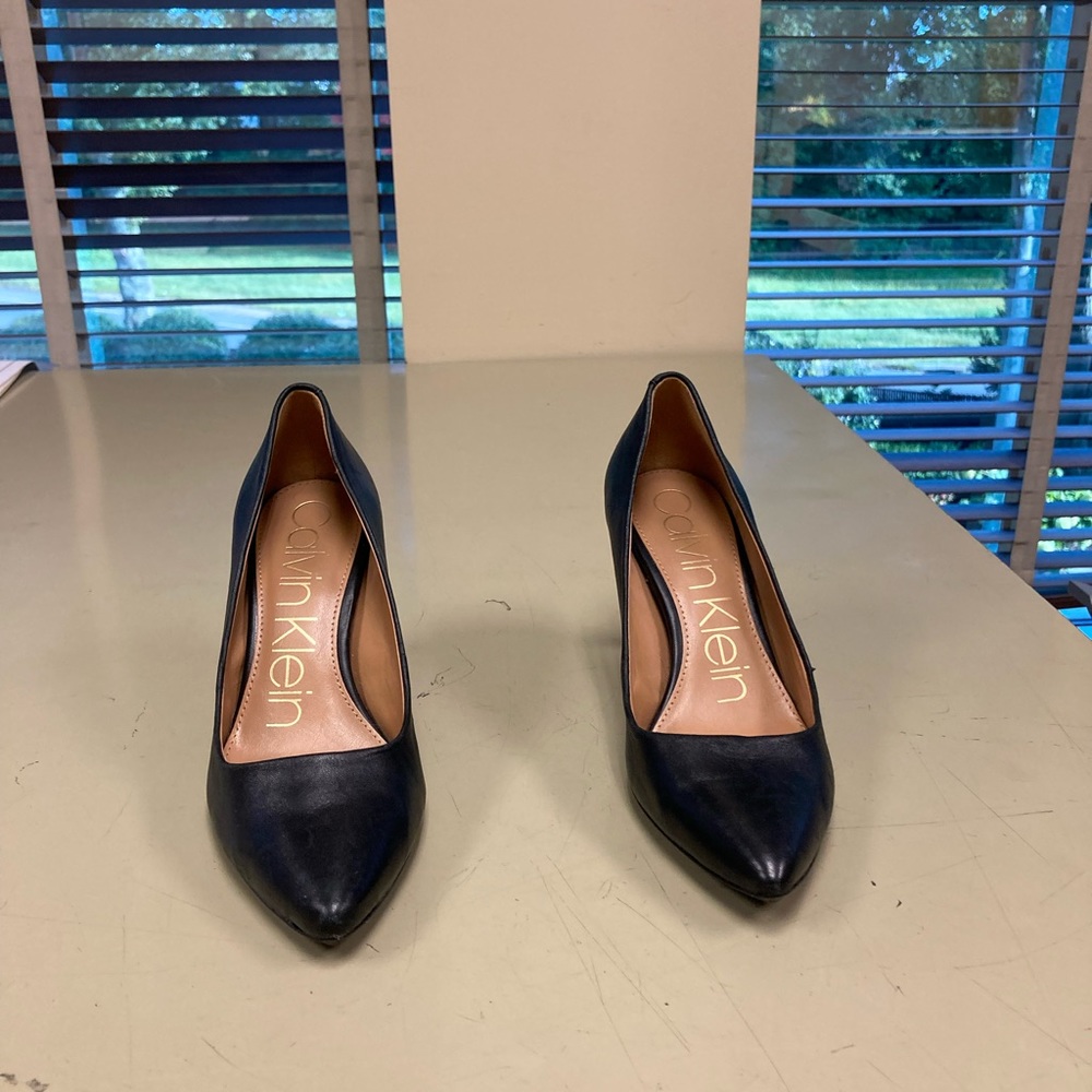 Calvin Klein Pumps